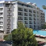 Esat 3* Kusadası