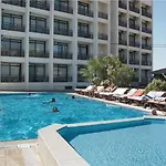 Esat 3* Kusadası