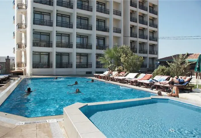 Esat 3* Kusadası