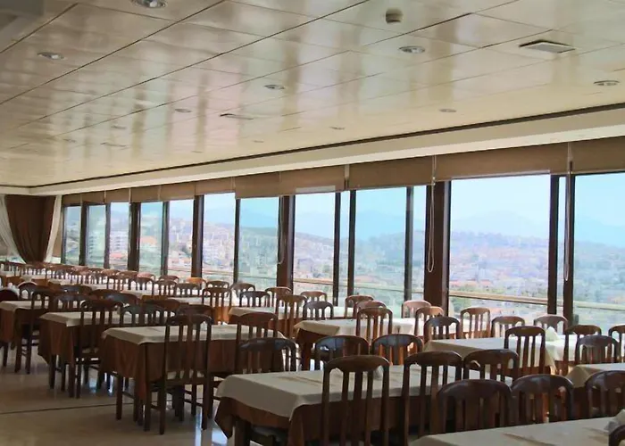 Otel Esat Kuşadası