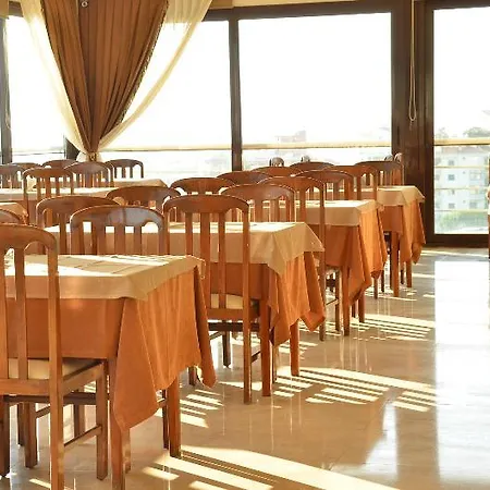 Otel Esat Kuşadası